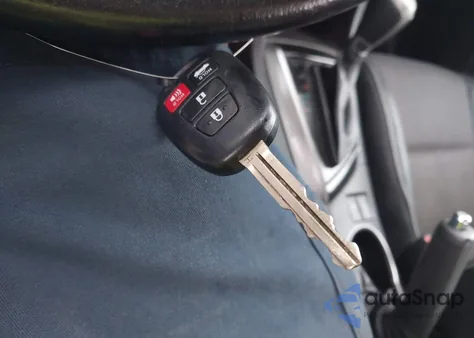 2014 Toyota Corolla S z USA, uszkodzony, nr VIN 5YFBURHEXEP142676